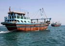 توقیف کشتی صیادی چینی حامل ۵۰ تُن ماهی میکتوفیده در جاسک